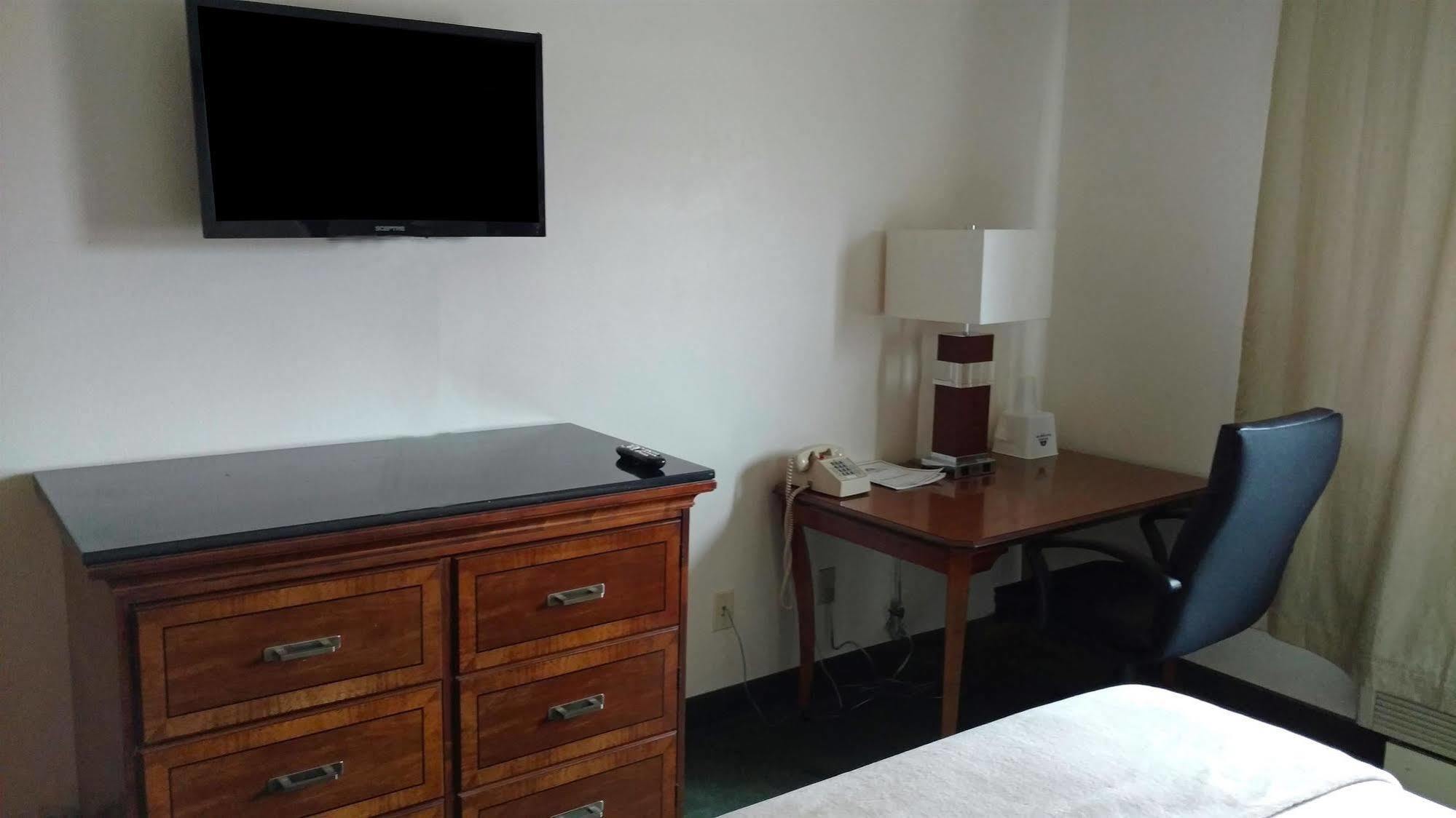 Americas Best Value Inn Zumbrota Buitenkant foto
